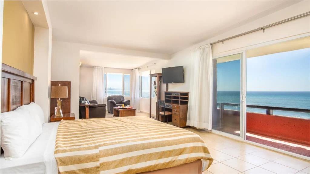 Puerto Nuevo Baja Hotel & Villas Rosarito Exteriör bild